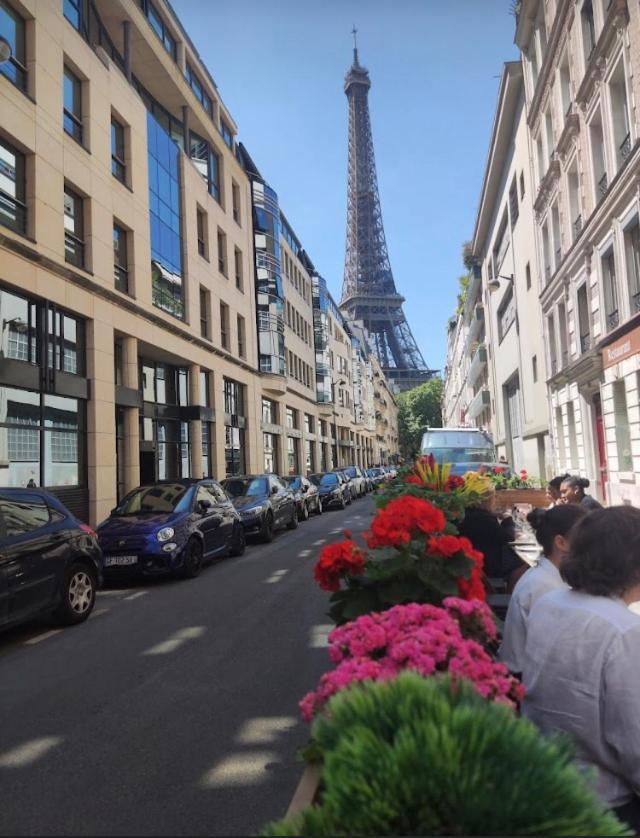 Sejour Au Pied De La Tour Eiffel Lejlighed Paris Eksteriør billede